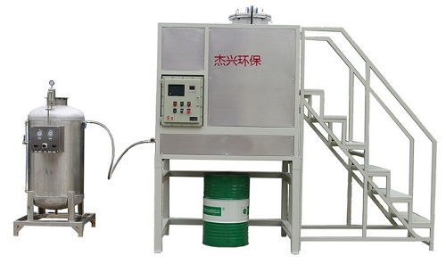 连续型溶剂回收机T-400